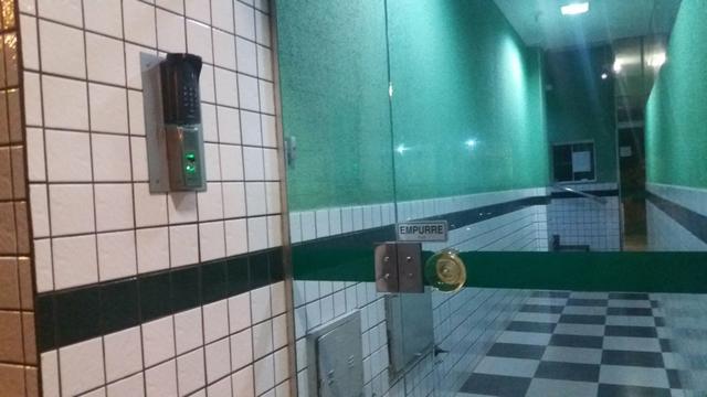 Alugo quarto compartilhado/vaga, só pra mulheres que trabalha - Foto 8