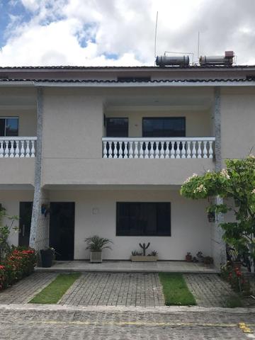 Vende-se Casa