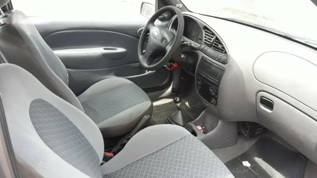 Ford fiesta gl ano 2000 - Foto 10