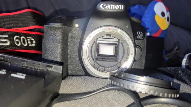 Canon Eos 60d C/ 3k Cliques. Raridade. Ótimo Estado. Bônus! - Foto 5
