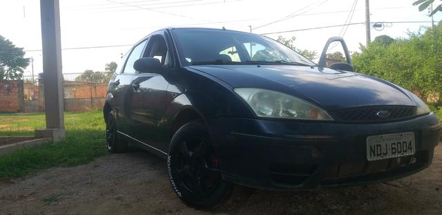 Ford focus 14.000 negociável, ligar * - Foto 4