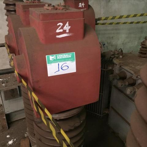 03 Transformadores de corrente m/balteau tipo SBO-59, 60 Hz, 350 kV. - #2644 - Foto 2