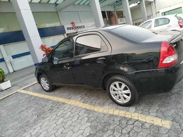 Etios sedan 1.5 automático 2017 - Foto 3