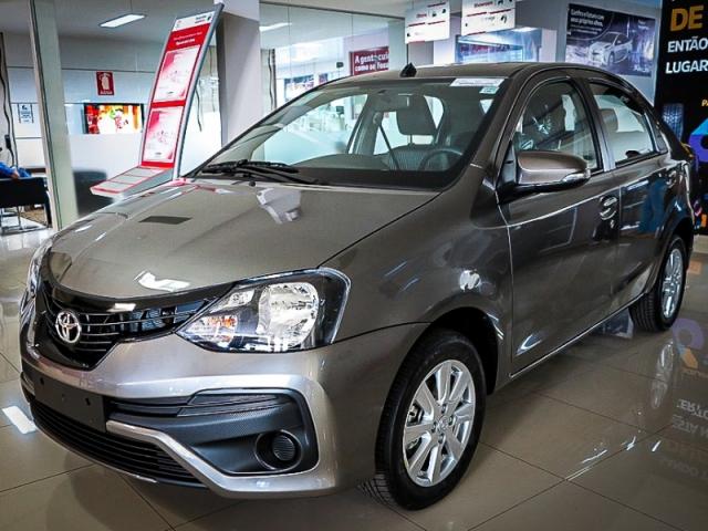 TOYOTA ETIOS 1.5 X PLUS SEDAN 16V FLEX 2019