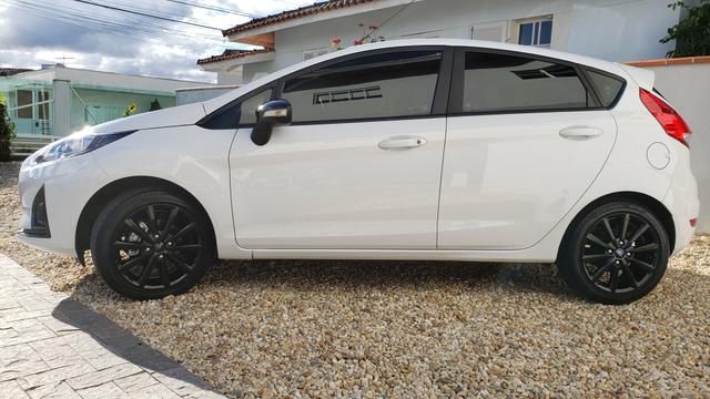 Ford Fiesta automático ecoboost Turbo 2018 - Foto 14