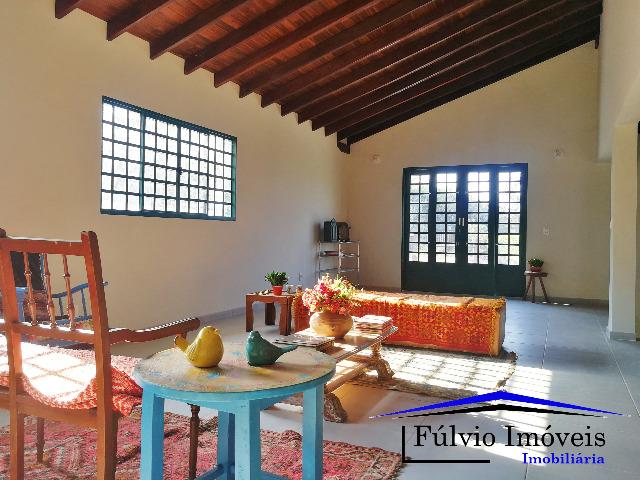 Esplêndida casa em terreno de 2.500m², 4 quartos, área de lazer, no Park Way - Foto 3