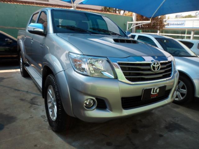 Hilux srv