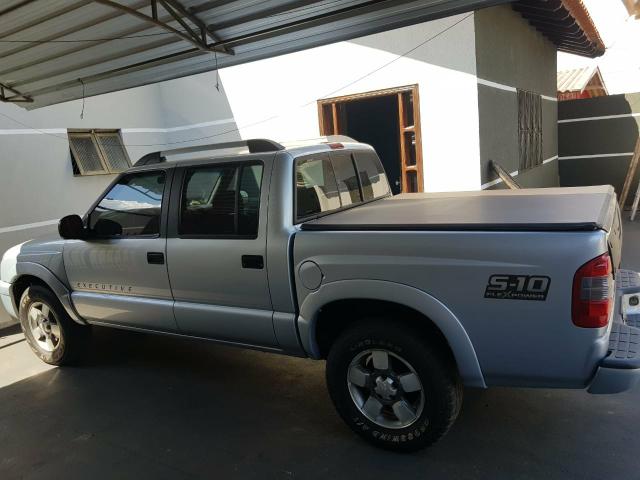 S 10 2010 executiva - Foto 2