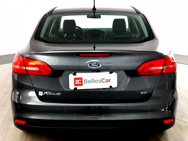Ford Focus Fastback SE/SE PLUS 2.0 Flex Aut. - Cinza - 2017 - Foto 3