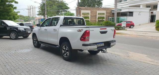 IPVA 2020 GRATIS!! Hilux 2019 SR Automática 4x4 Diesel Único dono com KIT SRX - Foto 4