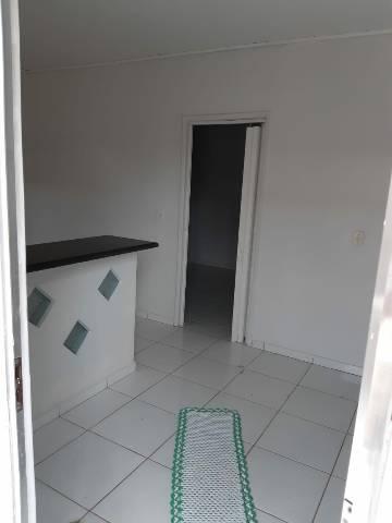 Aluga-se apartamento para solteiro - Foto 3