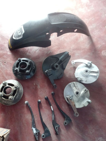 Vendo pecas de motos usadas mais em bom estados - Foto 2