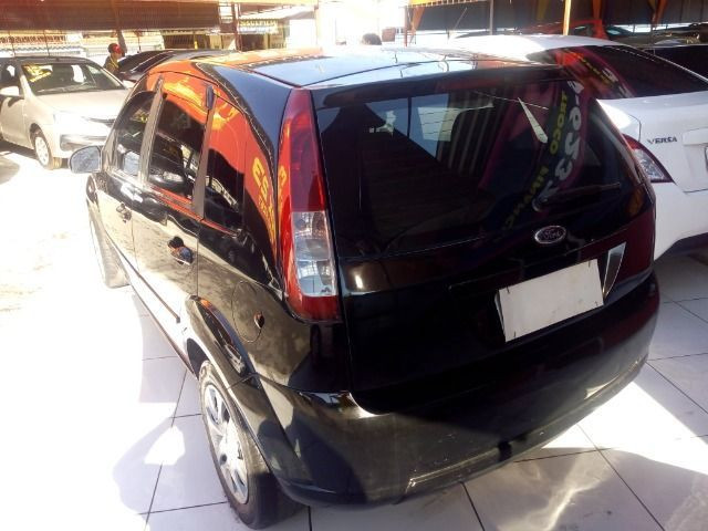 Ford Fiesta Hatch compl + Gnv + 48 X 390,00 Primeira parcela por conta da loja - Foto 3