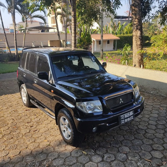 PAJERO TR4