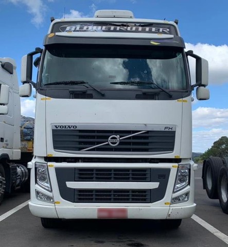 CAMINHÃO VOLVO FH 460 6X2 2013