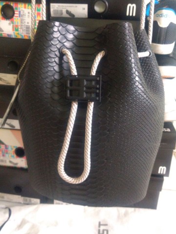 Bolsa Melissa Nova Original 200$ e Sandália Melissa 50$ - Foto 2