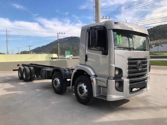 VW 24250 8X2 BITRUCK 2011 CH 11 M