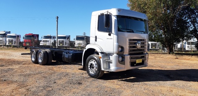 VOLKSWAGEN VW 24250 TRUCK 6X2 NO CHASSIS ANO 2012