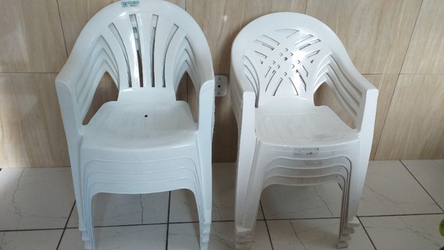 Cadeiras  Brancas