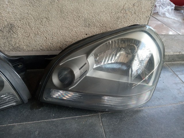 Par Farol Hyundai Tucson (preço unitário) - Foto 5