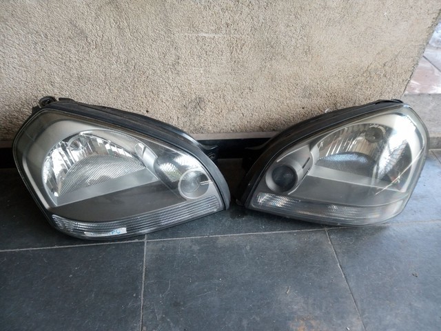 Par Farol Hyundai Tucson (preço unitário)