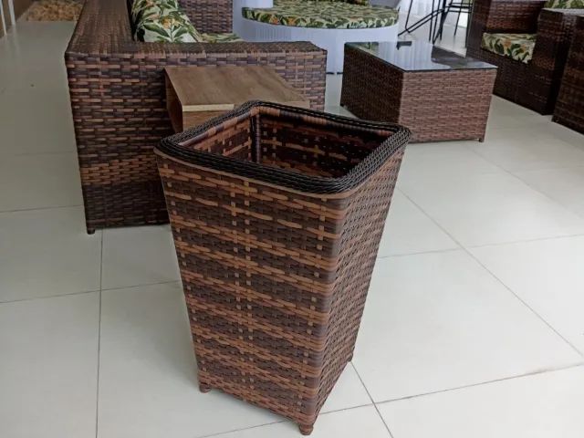 Vasos de Fibra Sintética para seu Jardim