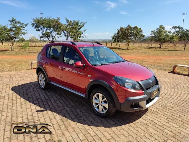 Sandero Stepway 2013