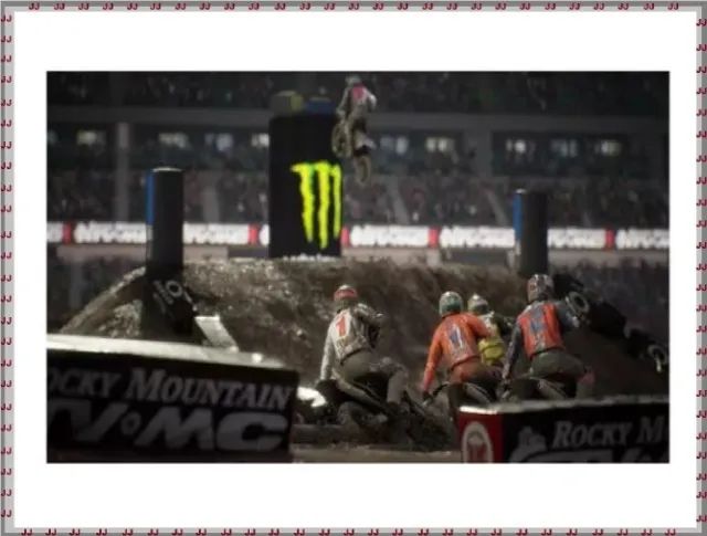 Monster Energy Supercross 4 Xbox One Mídia Física 4K Ultra HD