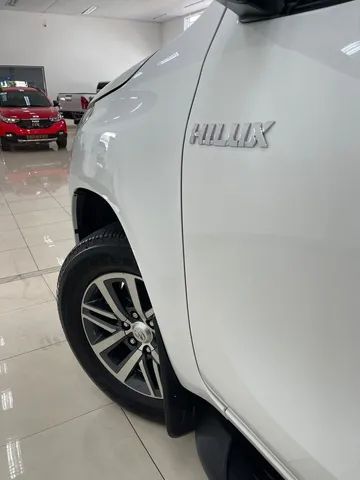 Hilux SRV 4X4 diesel Aut. 20/20