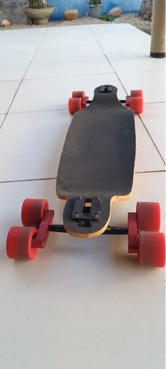 Skate 8 rodas rebaixado novo - Foto 4