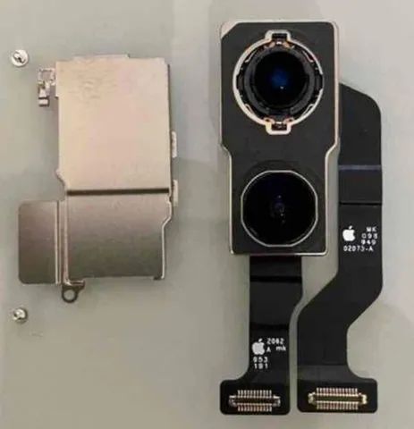 Câmera traseira Original iPhone 11 retirada.