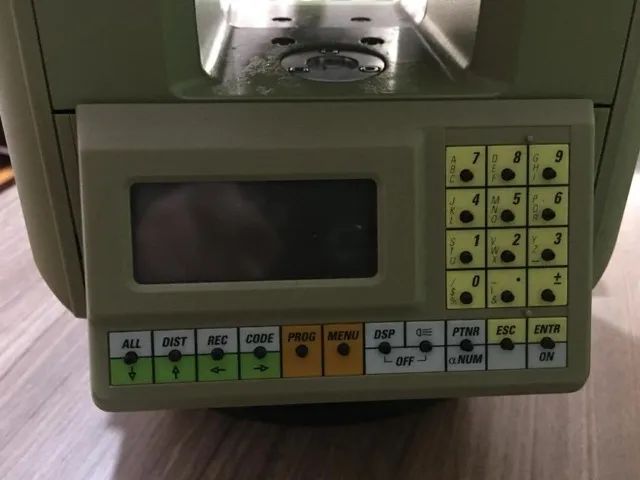 Display para estação total marca Topcon e Leica - Foto 4