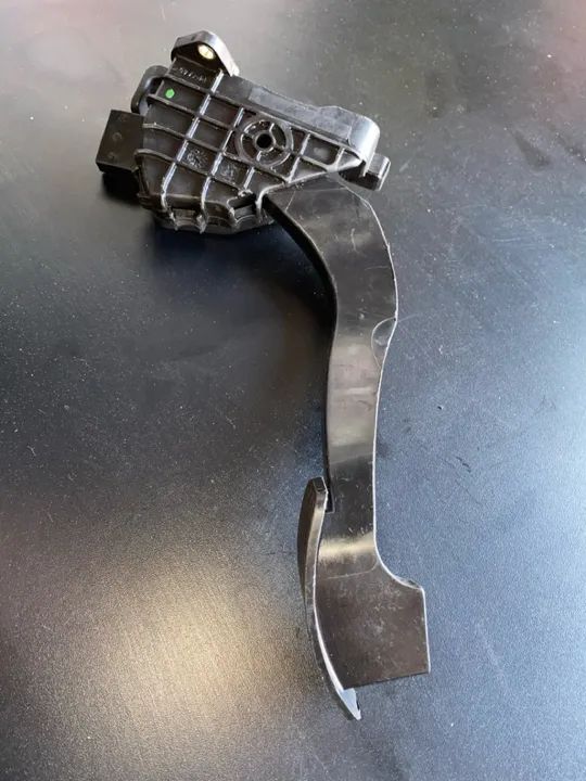 Pedal Acelerador Fiat Punto Linear 2007 A 2016 Original  - Foto 4