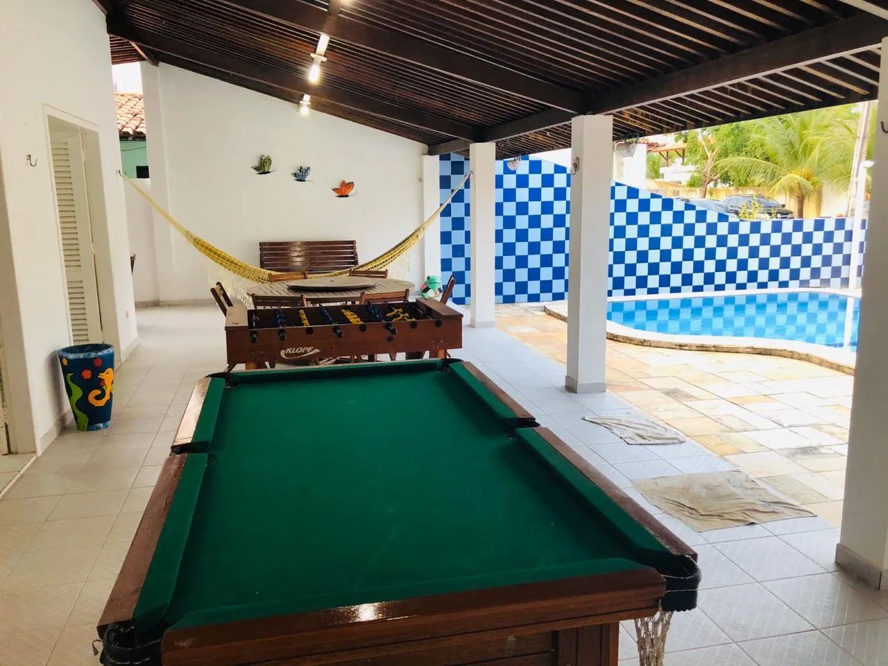 Linda casa condomínio fechado, 5 suítes, Wi fi, churrasqueira e piscina e própria - Foto 3