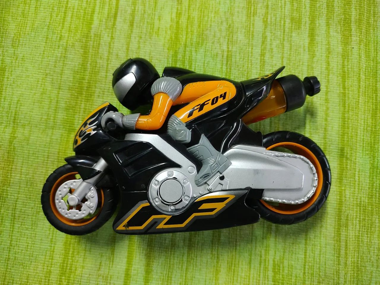 Moto Hot Wheels Fórmula Fuelers