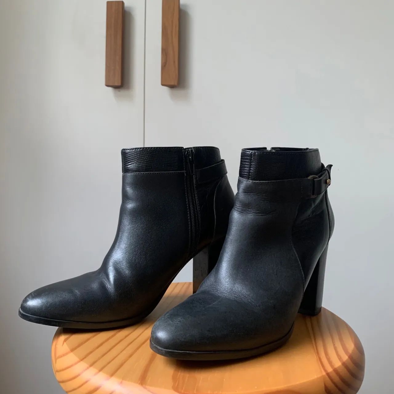 Bota feminina salto alto preta cano curto Corello TAM 37