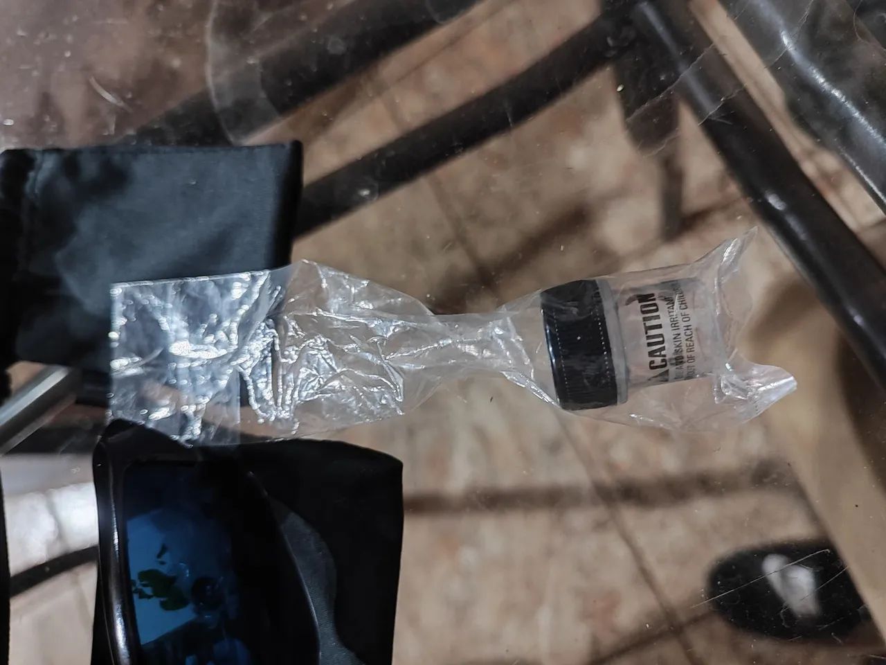 Óculos Oakley Flak 1.0 original com 2 lentes original usei 2 vezes  - Foto 5