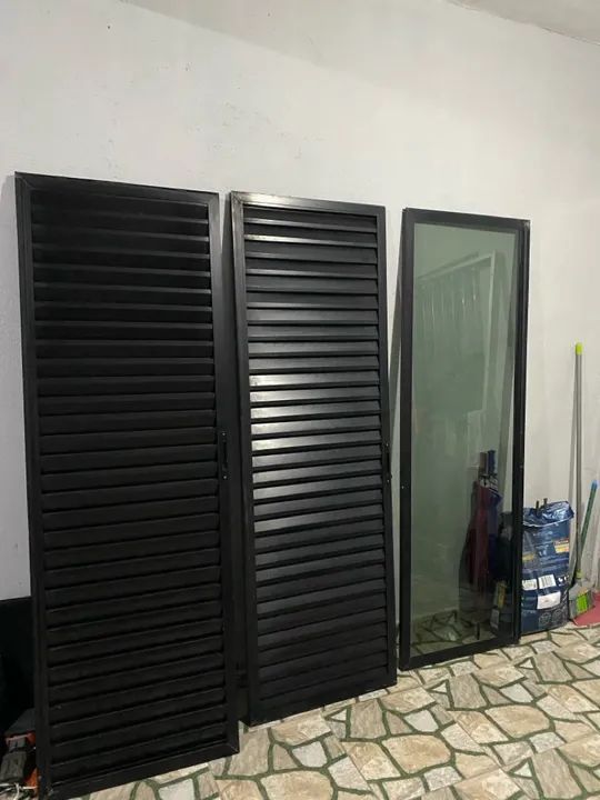 Porta balcão com veneziana  - Foto 4