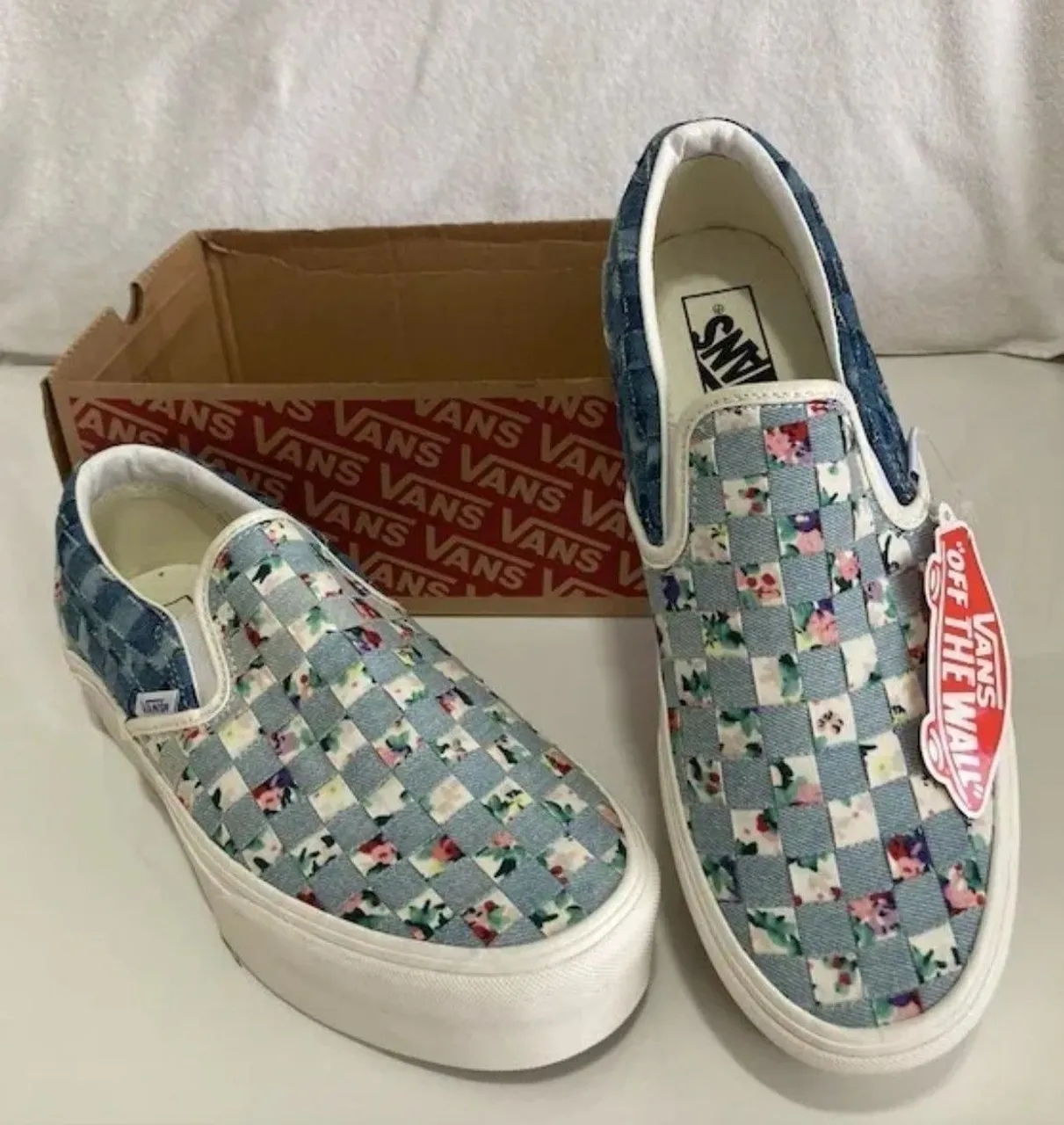 Tênis Vans Slip On Floral