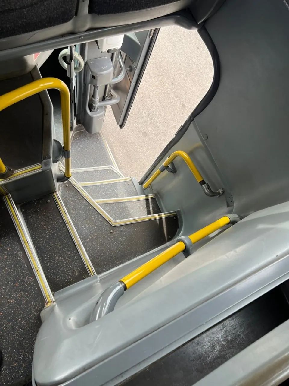 Ônibus SCÂNIA/MP PARADISO LD C/ AR - 2016 - Foto 5