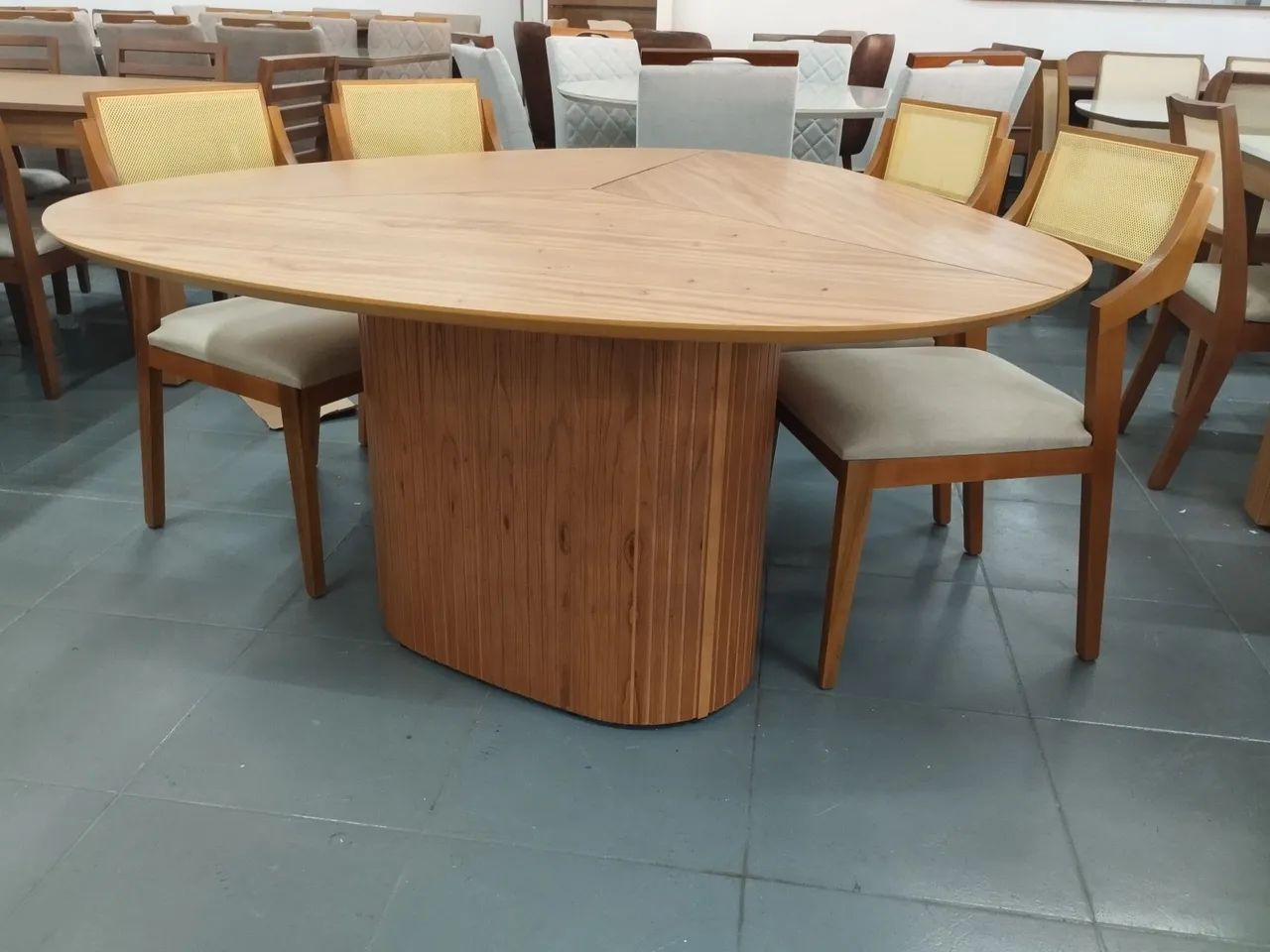 Mesa de Jantar em Madeira Maciça orgânica  - Foto 2