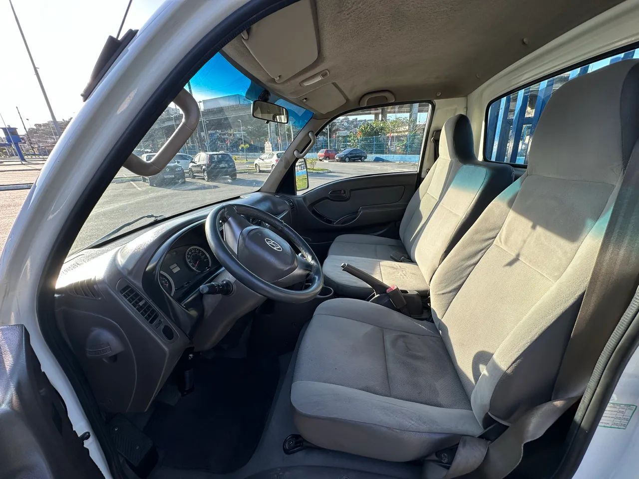 Hyundai HR - Foto 15