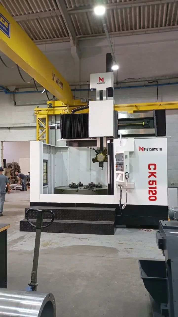 Torno vertical, placa de 1800mm com Z de 1000mm comando FANUC, torre elétrica de 5 pos - Foto 2