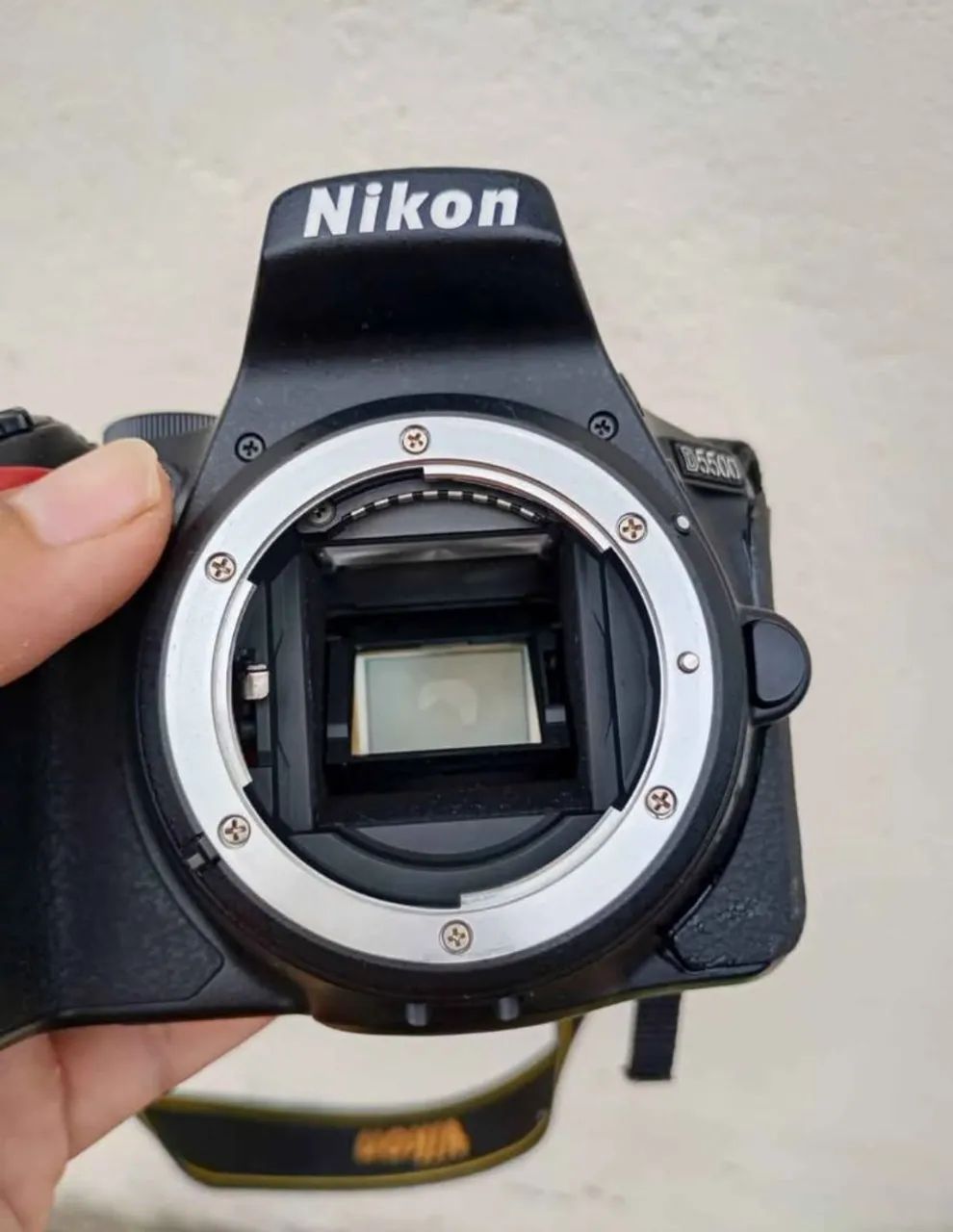 Câmera Nikon D5500+ nikkor 35mm e nikkor 55-200mm - Foto 2