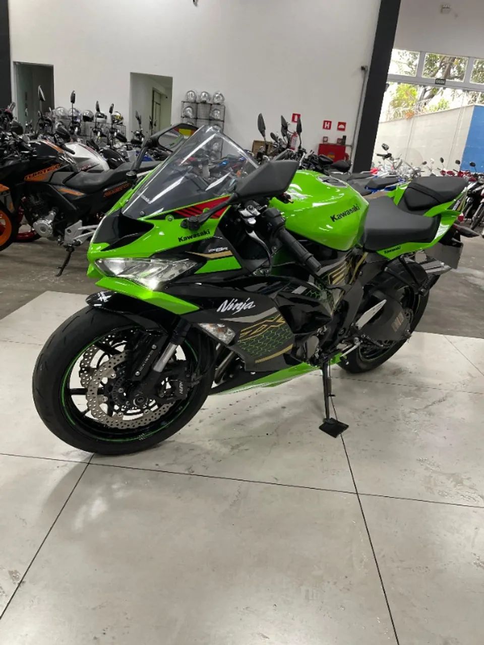 Kawasaki Zx-6r 636cc 2021 - 1439058023 | OLX