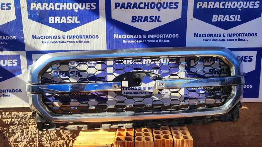 Grade Ford f150 2025 - usado, original, PREÇO BOM