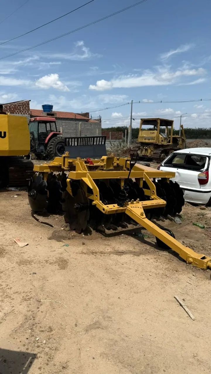 Gradão / Grade de arado 20 discos e com sistema hidráulico 