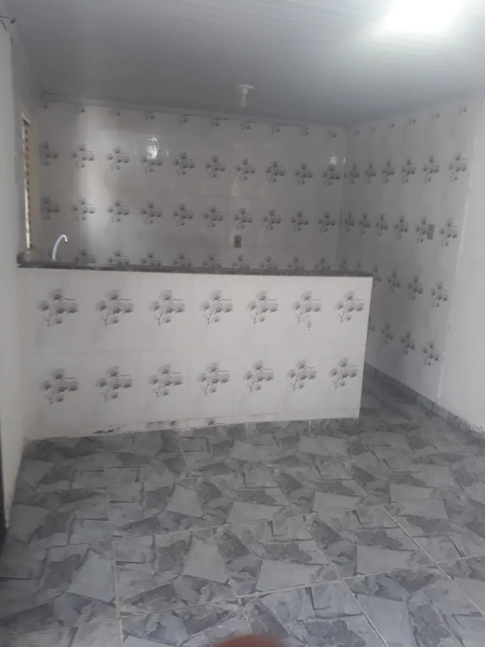 ALUGA-SE