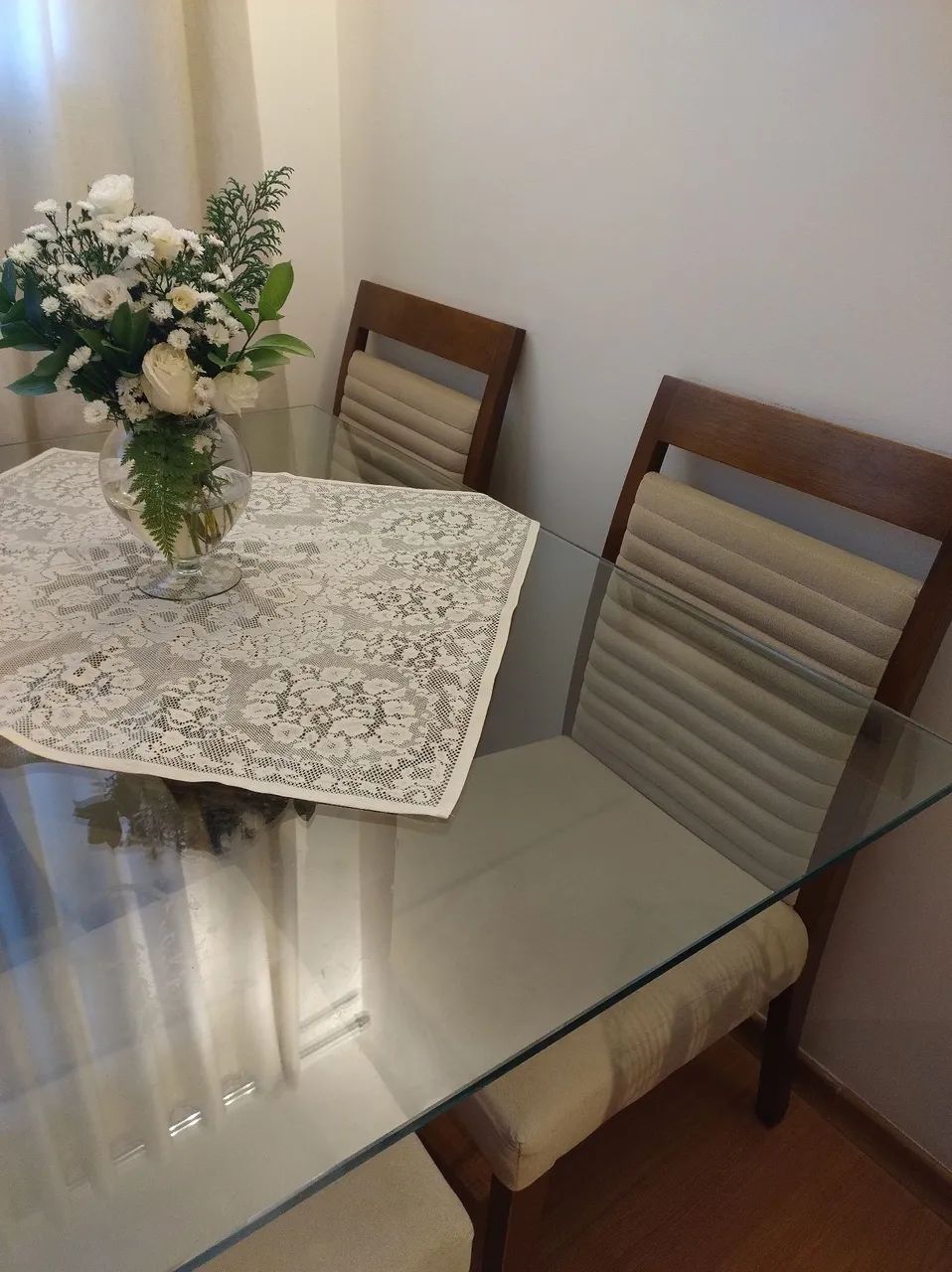 Mesa de jantar com 4 cadeiras  - Foto 2