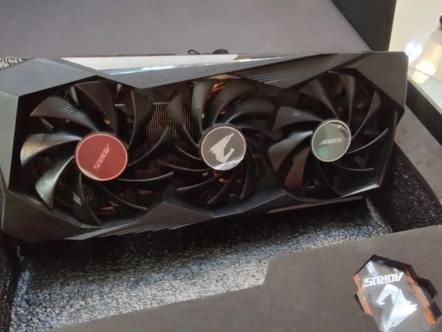 GPU RTX 3070 AORUS 3 FANS  - Foto 4